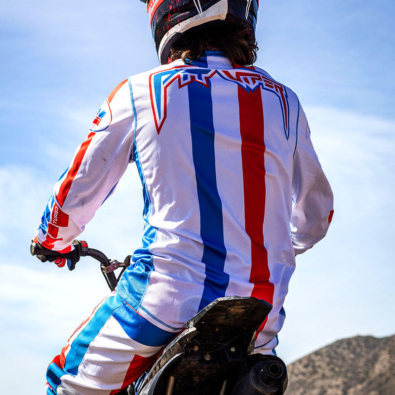 Lifestyle - roost rocket jersey back