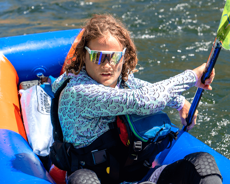 lifestyle - rafting sun hoodie